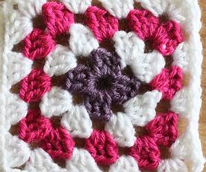 Traditional Granny Square crochet pattern